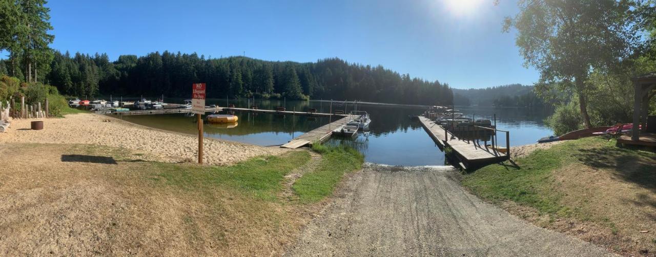 Mercer Lake Resort And Beach Флоренс Экстерьер фото